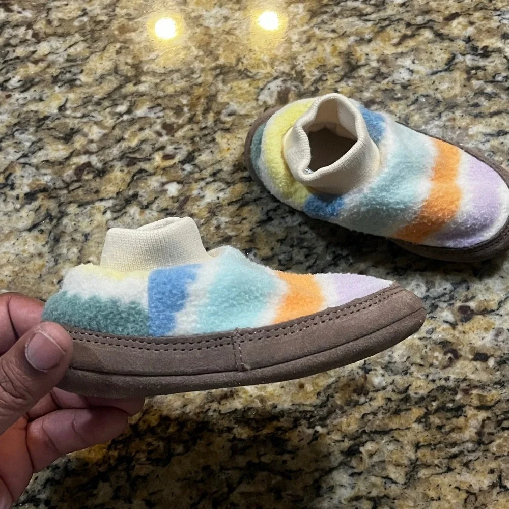 LL Bean Toddler Fleece Striped Slippers Multi-Color Pastel Knit Collar 7-8